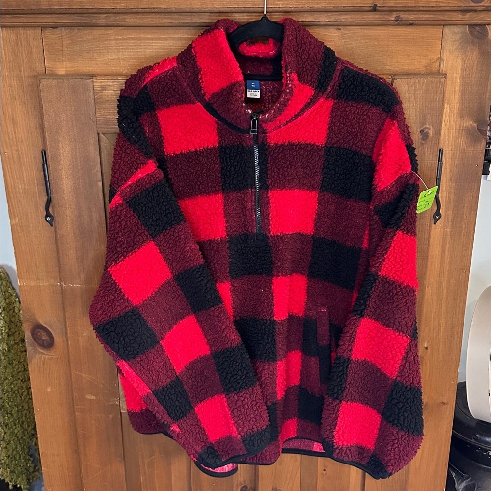 Bundle 5 items @ 5$, pay only 15$ - 2 items free! Checkered Fleece Jacket